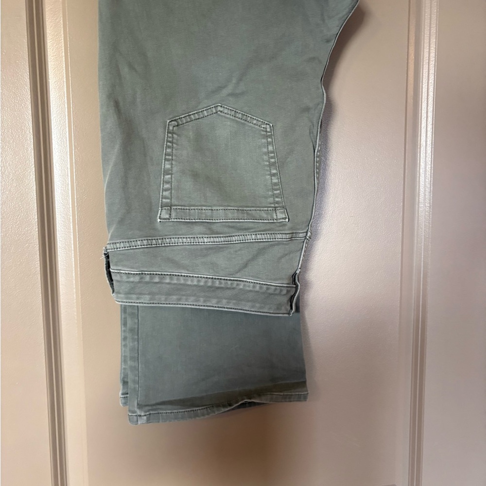Torrid women’s Green boot cut Jeans